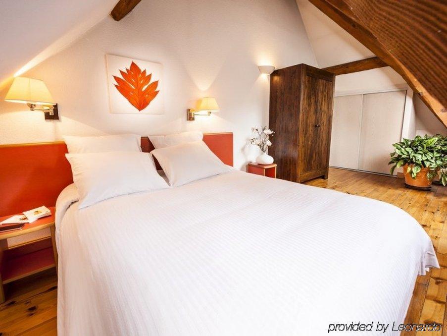 Privilodges Chateau Perrin Grenoble Værelse billede